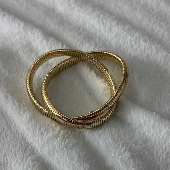 Chic Gold Coil Bracelet Set - Picture 1 of 2